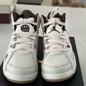 Air Jordan 6 Retro Q54